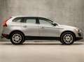 Volvo XC60 2.4D AWD Sport 164Pk Automaat (YOUNGTIMER, 5 CILIN Grijs - thumbnail 4