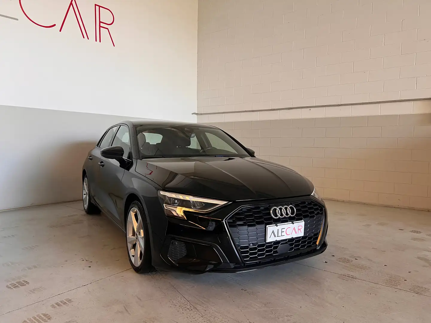 Audi A3 A3 IV Sportback 35 1.5 tfsi mhev Business s-tronic Nero - 2