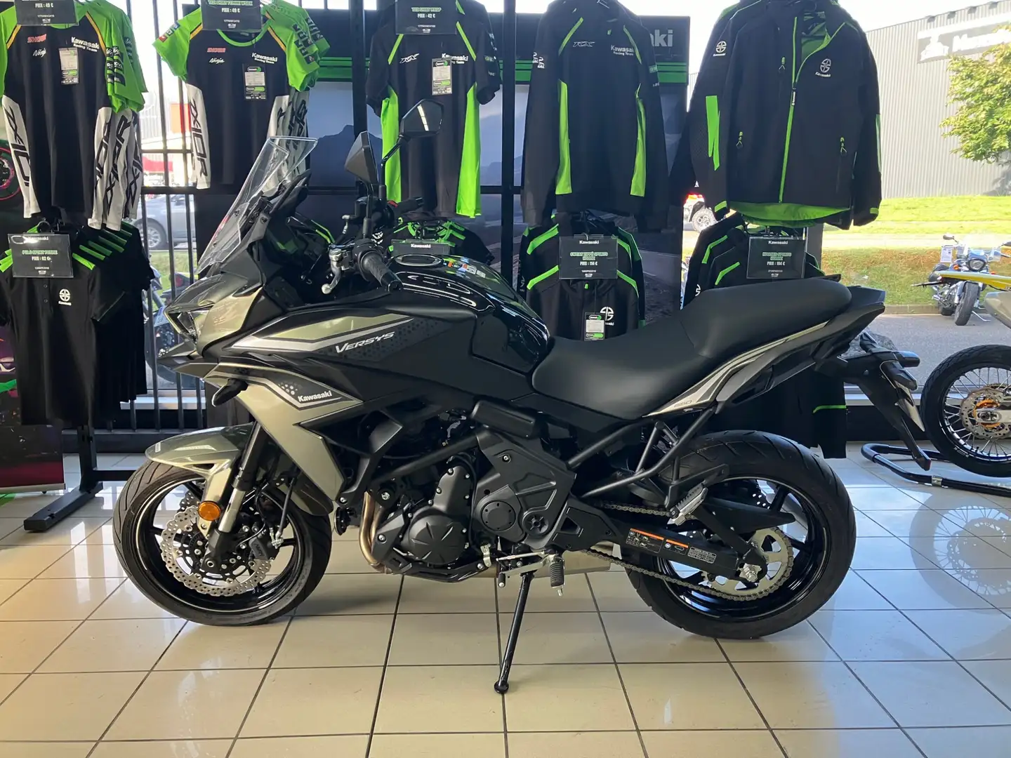 Kawasaki Versys 650 Beige - 2