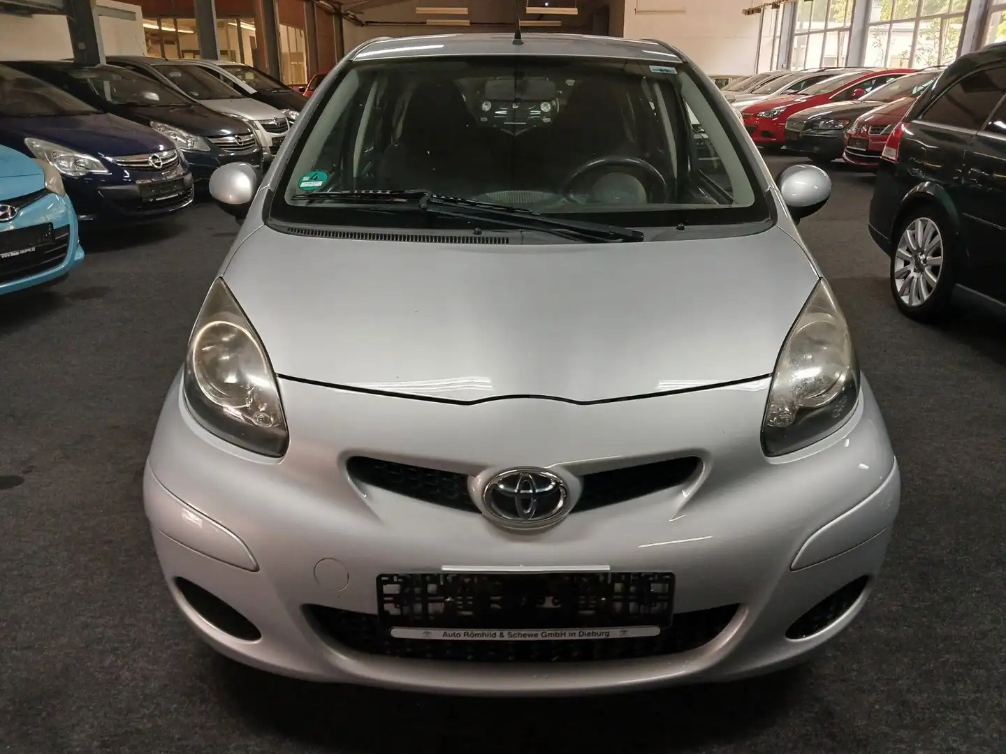 Toyota Aygo AYGO Cool TUV AU 9/27 KLIMA SERVICE NEU Silber - 1