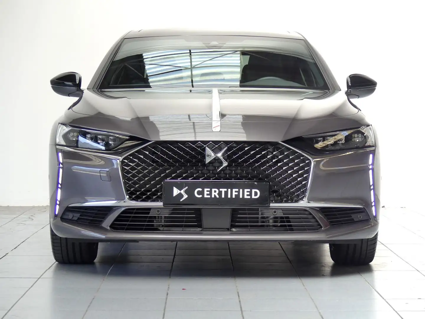 DS Automobiles DS 9 1.6 E-TENSE PHEV 250 PERFORM. LINE + 250 4P Gris - 2