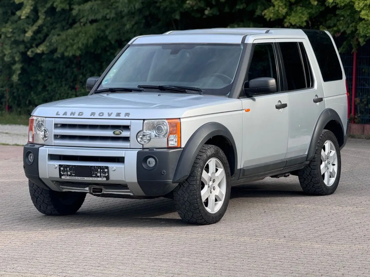 Land Rover Discovery TDV6 * XENON *AHK *4x4 Argent - 1