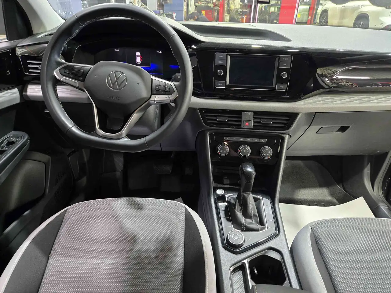 Volkswagen Taos снимка Volkswagen Taos
