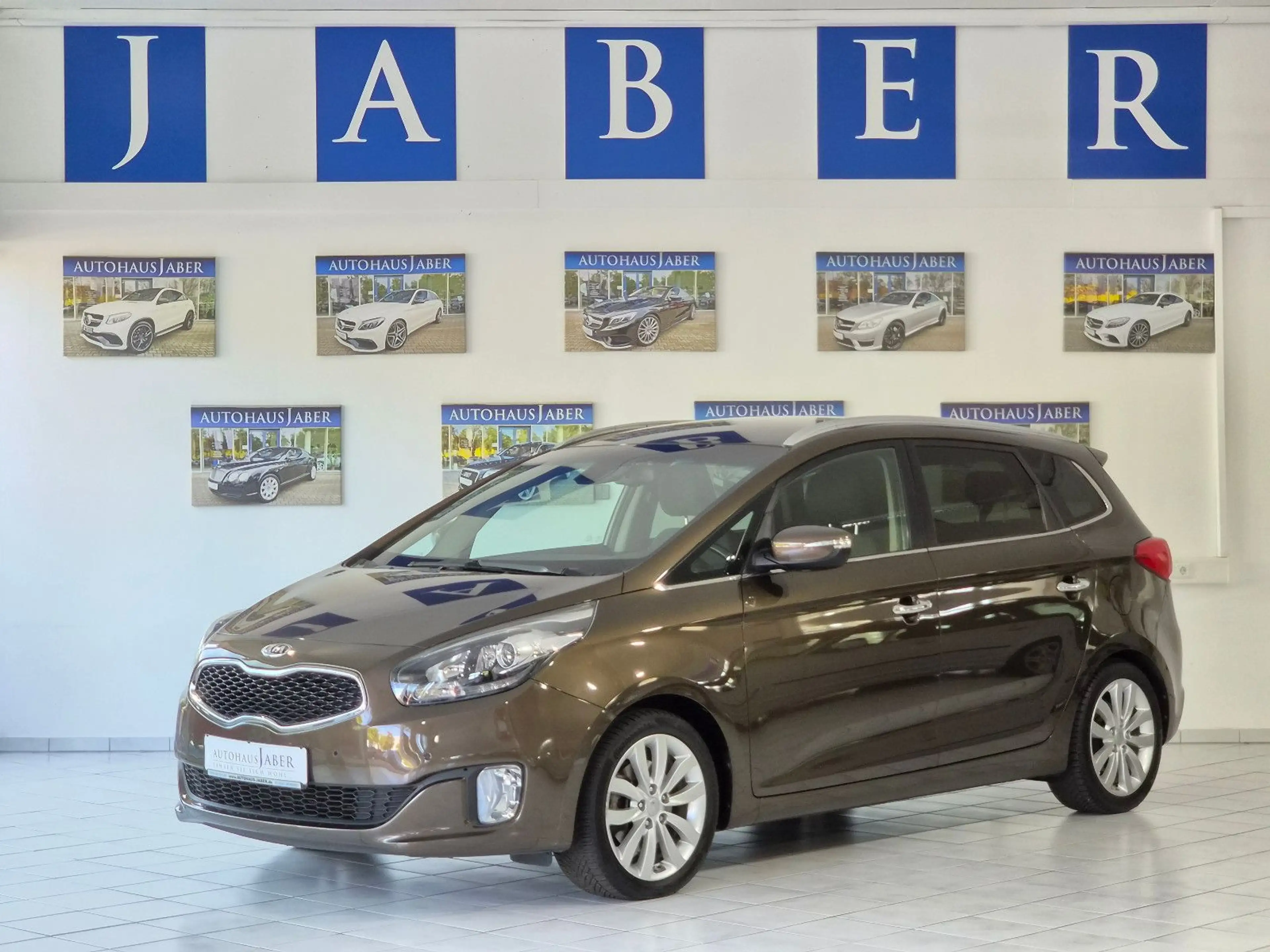 Kia Carens Vision 2.0* 2.HAND*SHZ*AHK*RFK*AUTOMATIK