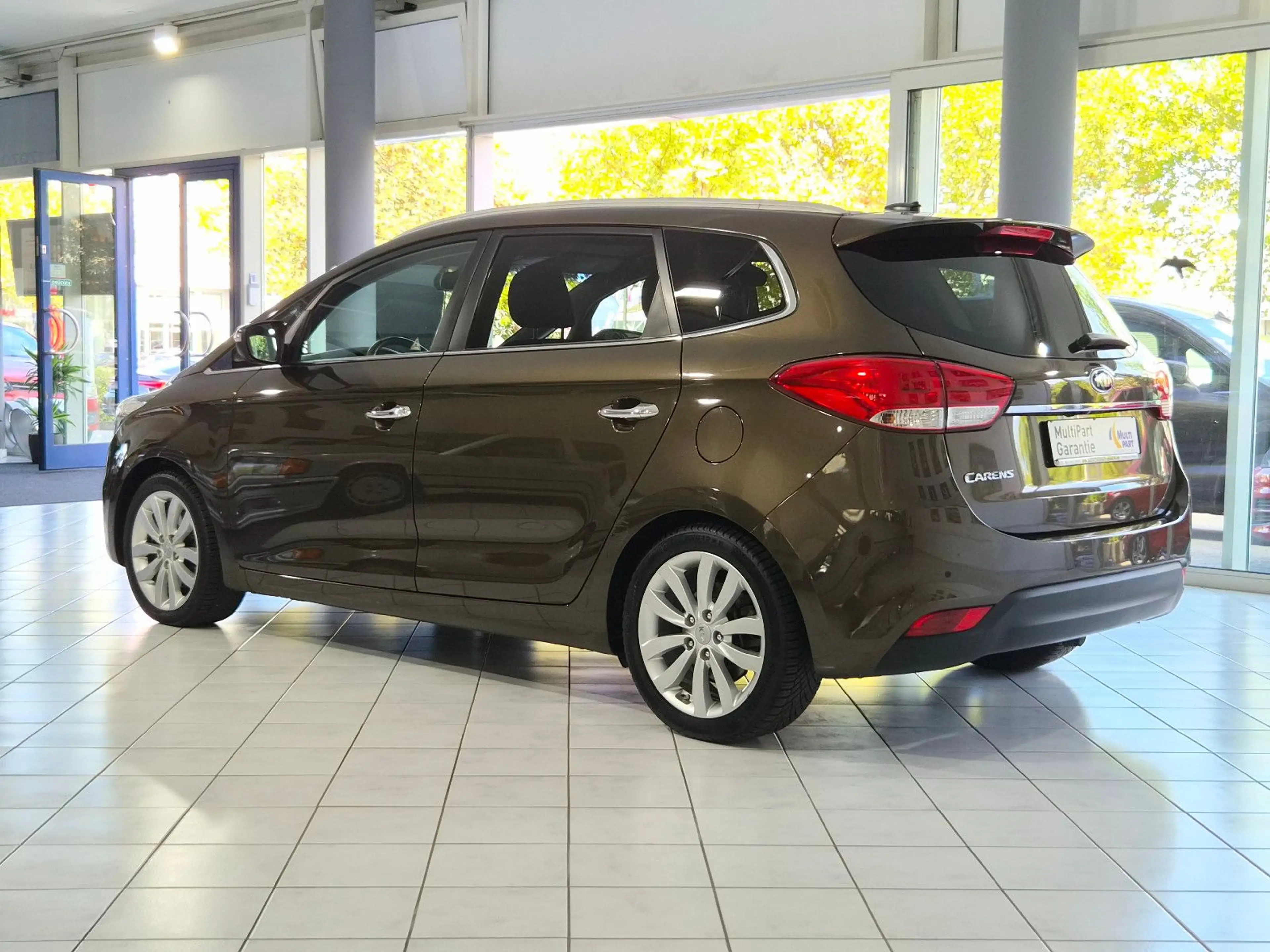 Kia Carens Vision 2.0* 2.HAND*SHZ*AHK*RFK*AUTOMATIK — photo 6
