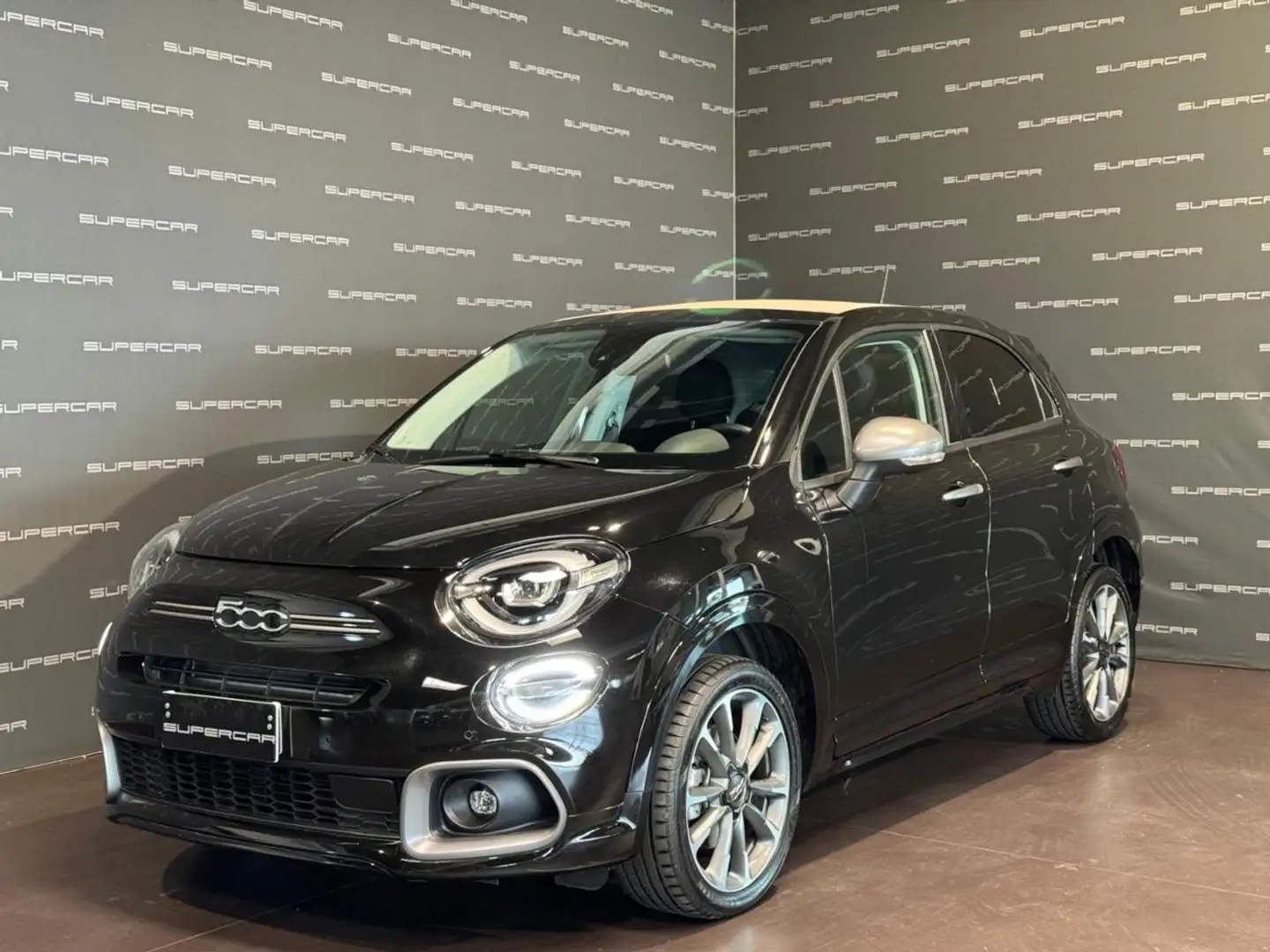 Fiat 500X 1.5 Hybrid 130 CV DCT Sport Dolcevita Cabrio Černá - 1