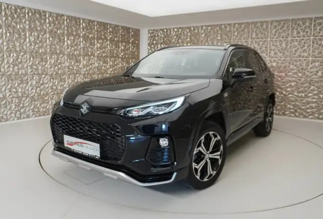 Suzuki Across 2,5 Hybrid PHEV