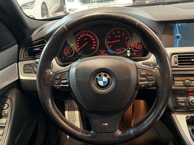 BMW 520 5 Touring 520 i 2.0 M Sportpaket — photo 13