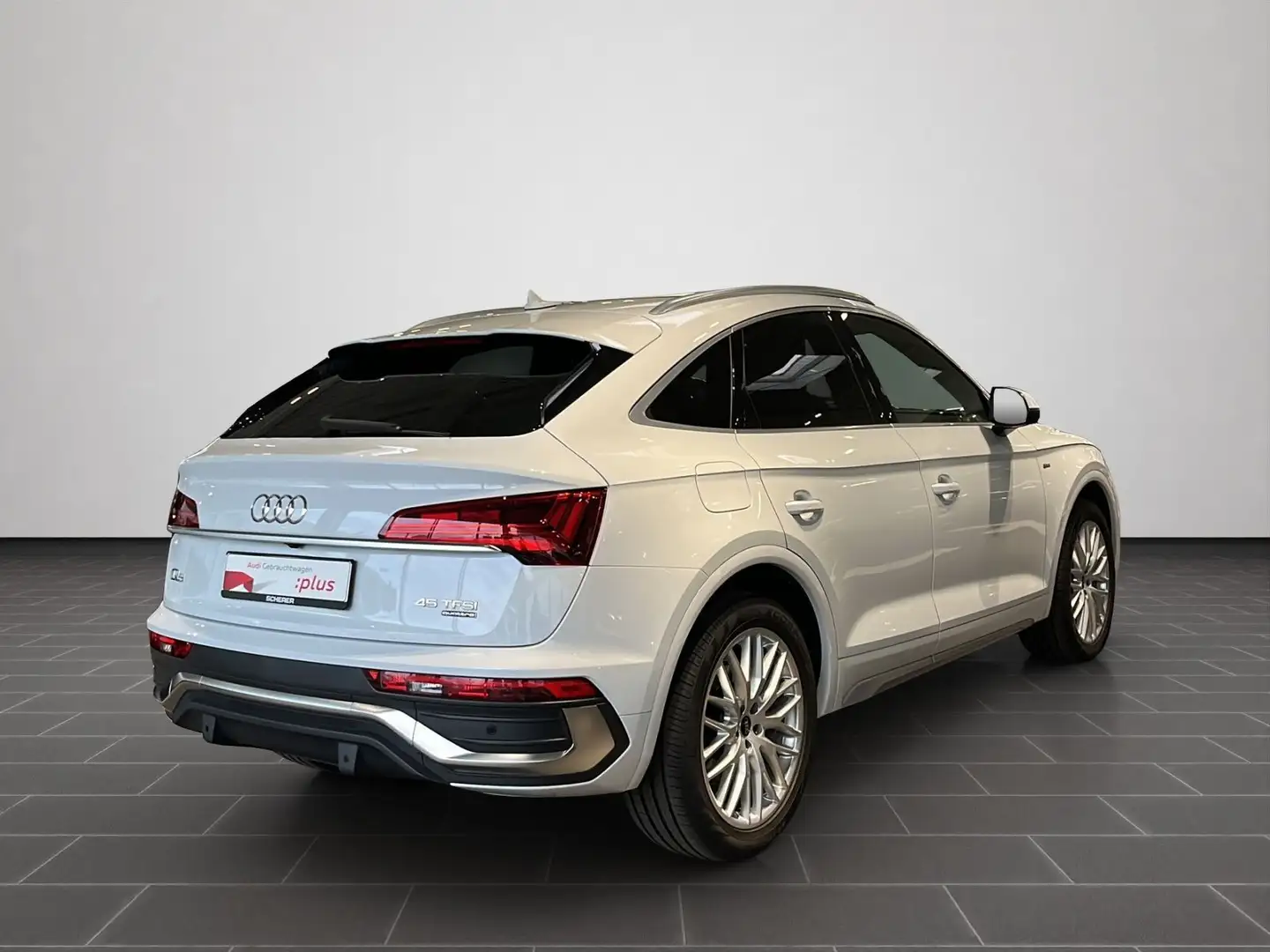 Audi Q5 S Line 45 TFSI Quattro Weiß - 2