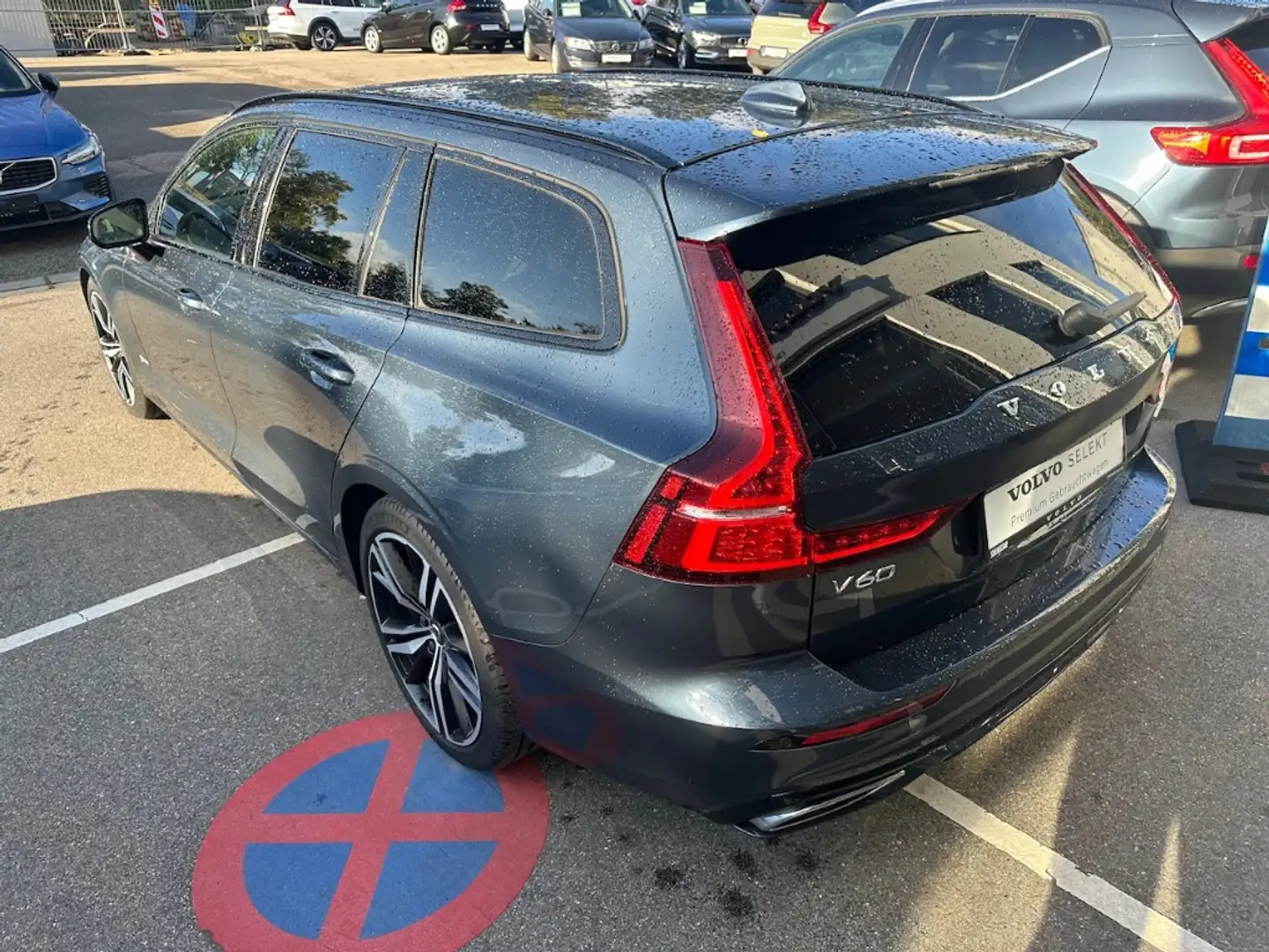 Volvo V60 R-Design D3 EU6d-T Navi digitales Cockpit Soundsys Blu/Azzurro - 2