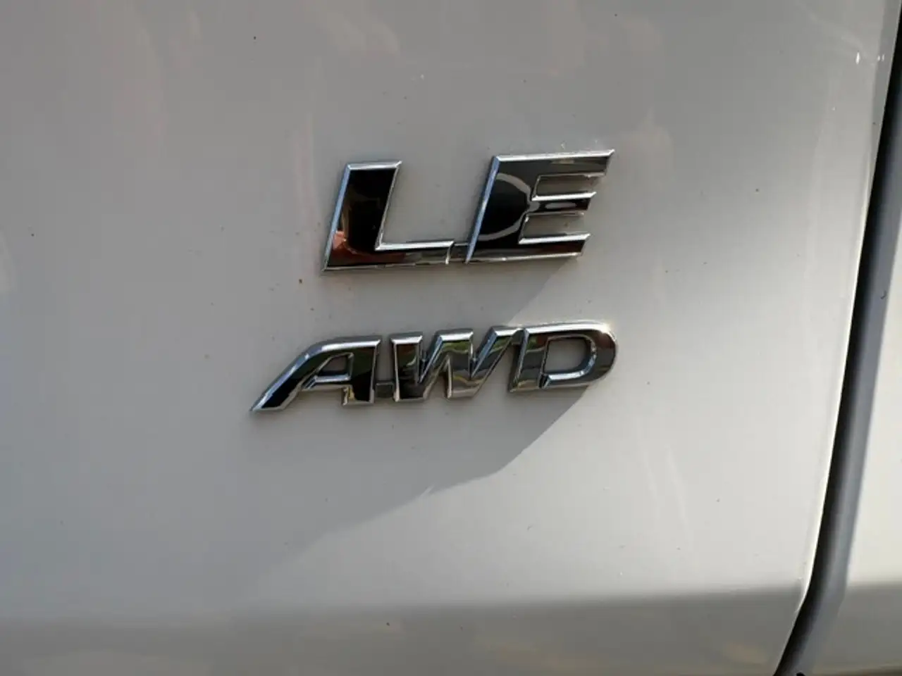 Toyota RAV 4 снимка Toyota RAV 4