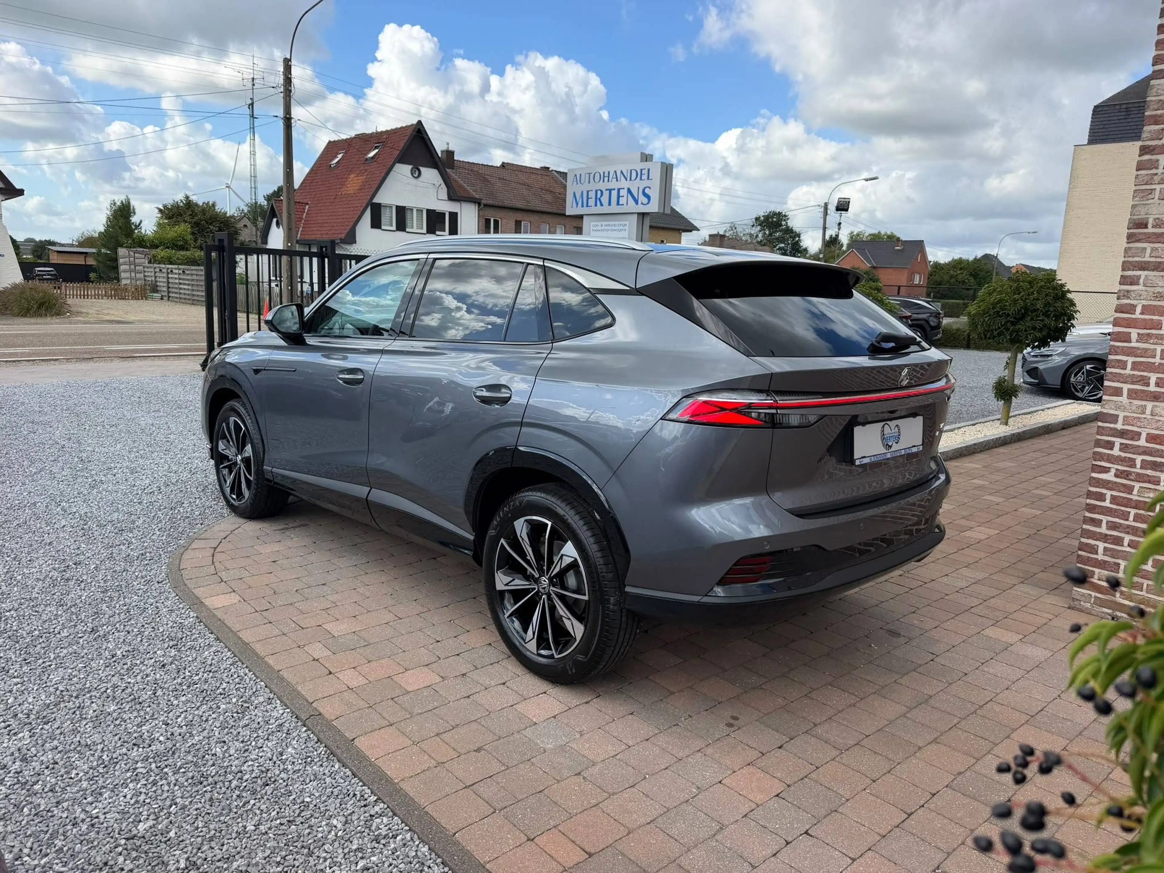 MG HS Hybrid+ 1.5 Luxury 224PK 7J/FABRIEKSWAARBORG NIEUW 0KM — photo 6