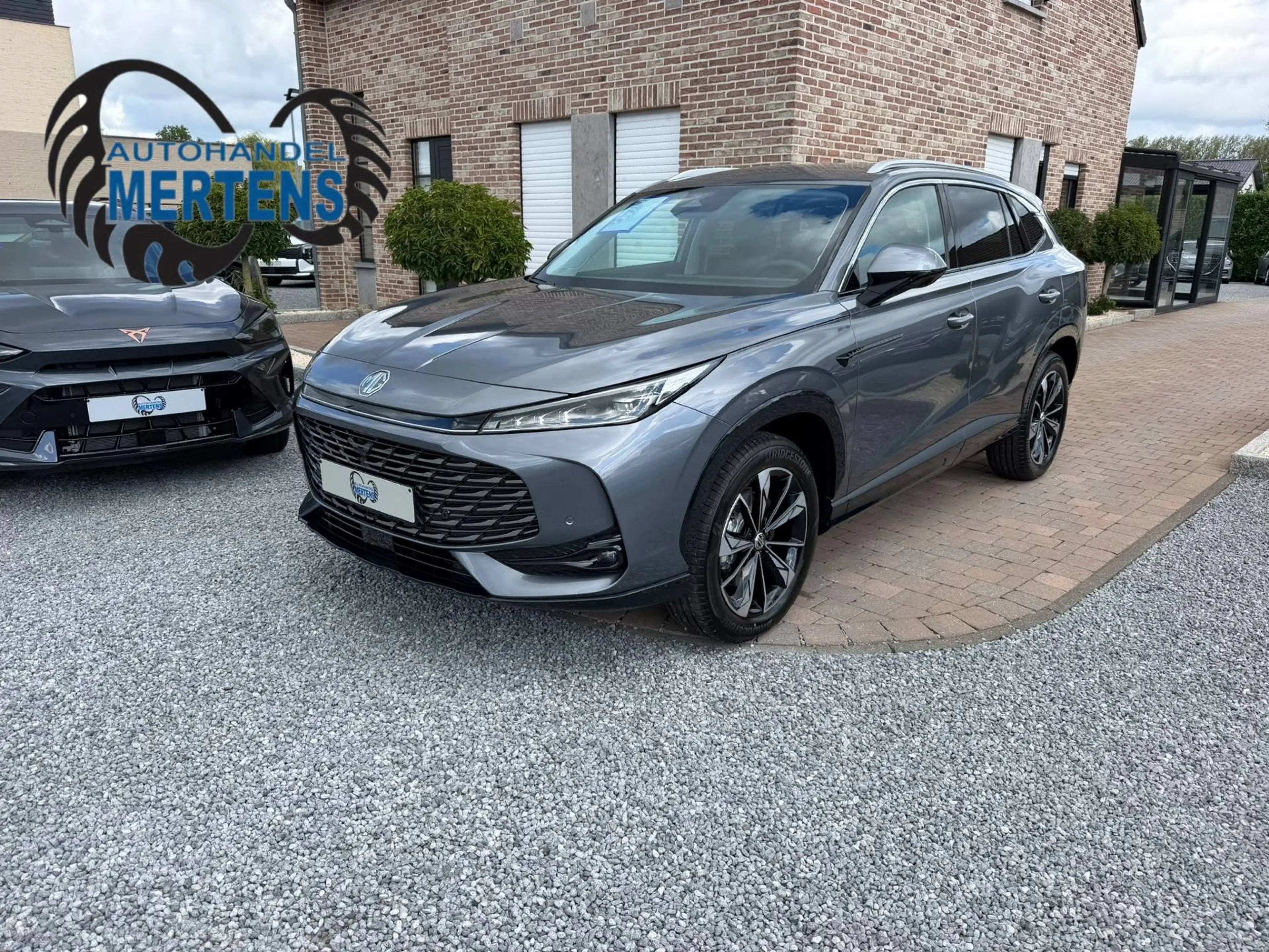 MG HS Hybrid+ 1.5 Luxury 224PK 7J/FABRIEKSWAARBORG NIEUW 0KM