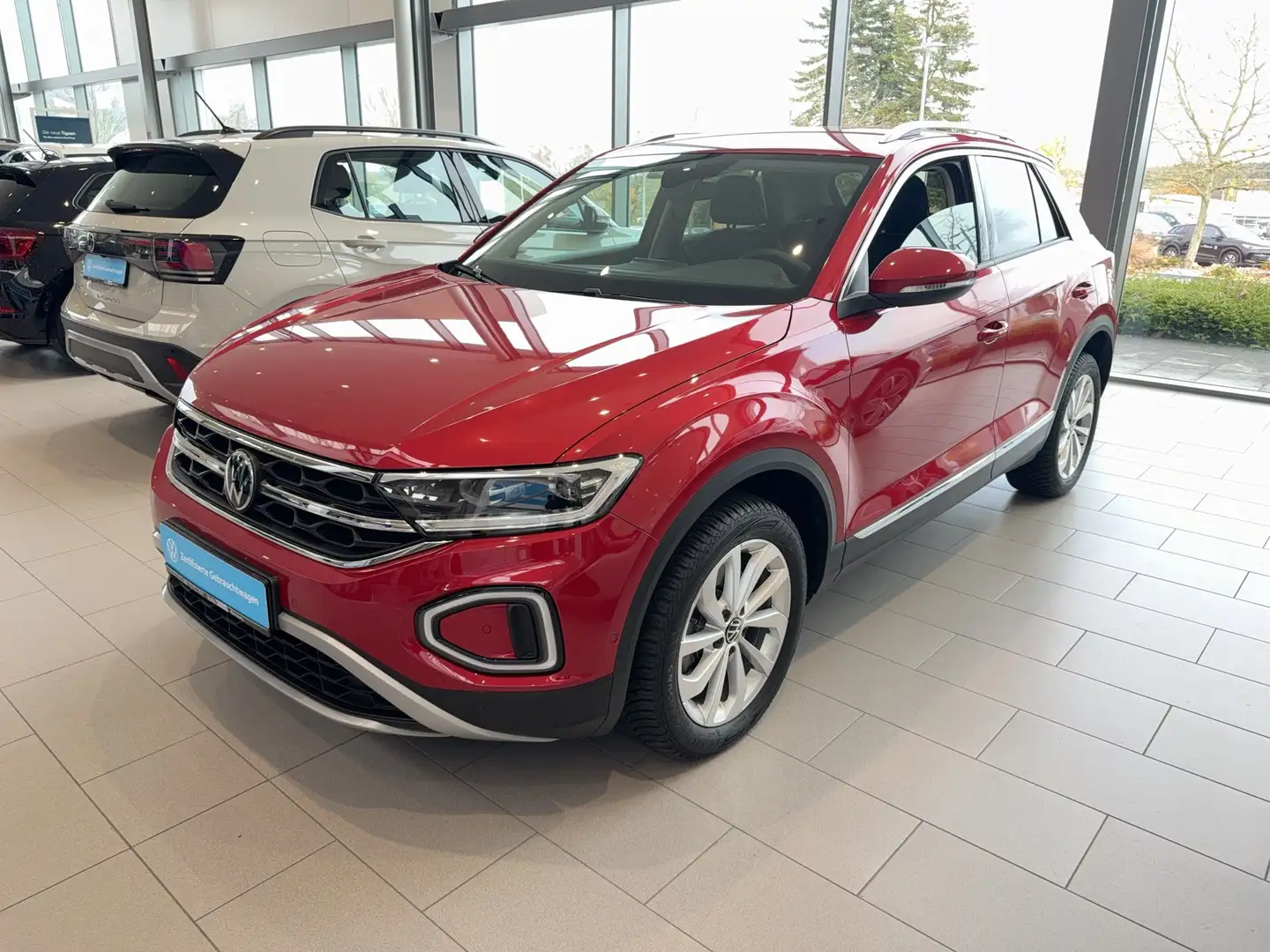Volkswagen T-Roc 2.0 TDI 4Motion Style CarPlay/AHK/Virt/ACC Rot - 2
