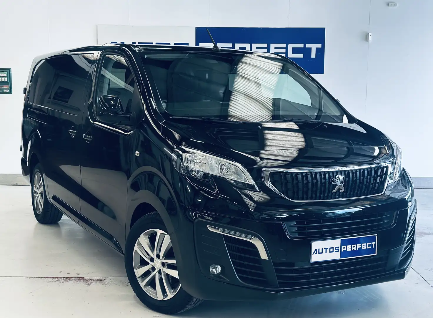 Peugeot Expert 2.0 BlueHDi L3 LONG CHASSIS DOUBLE CABINE GPS CLIM Noir - 2