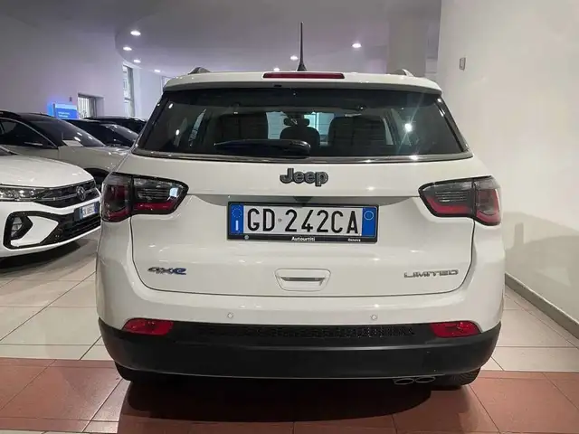 Jeep Compass view 4
