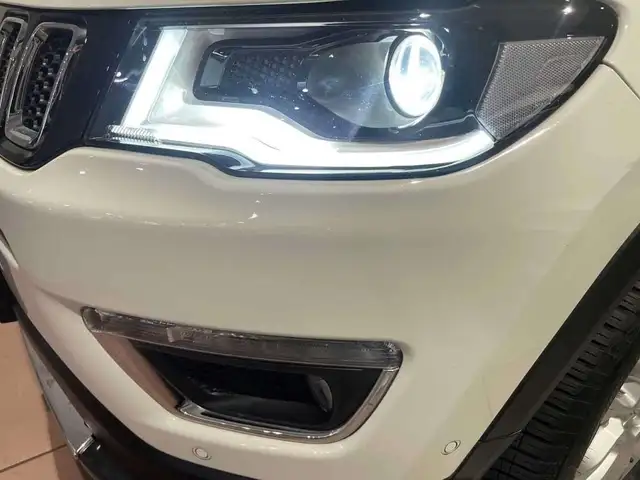Jeep Compass view 15