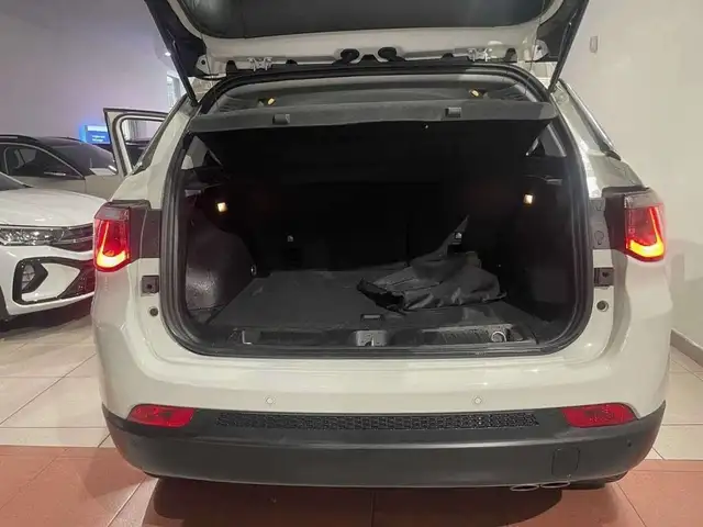Jeep Compass view 9