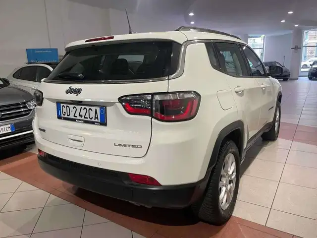 Jeep Compass view 5