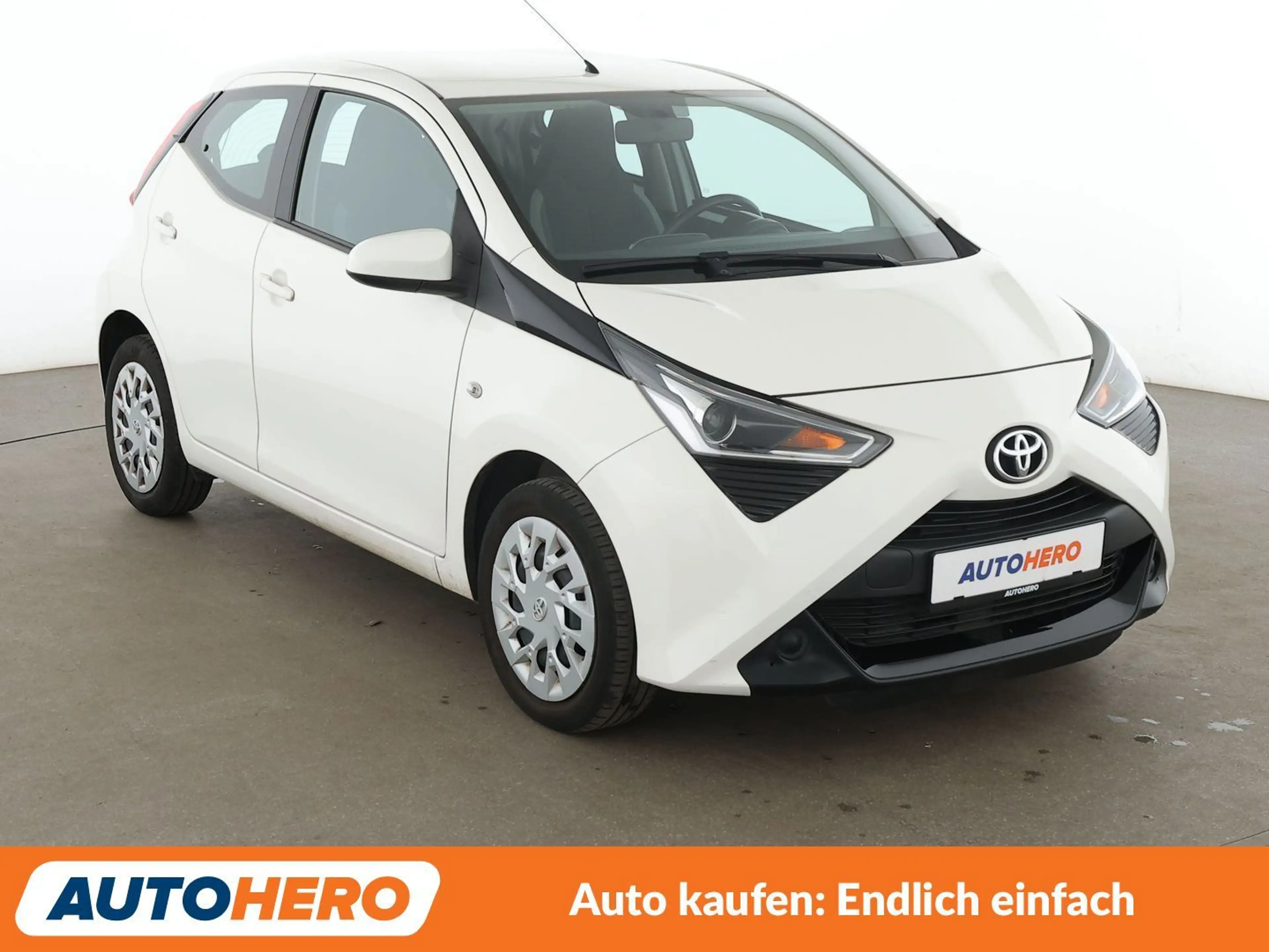 Toyota Aygo 1.0 VVT-i X-Play — photo 8
