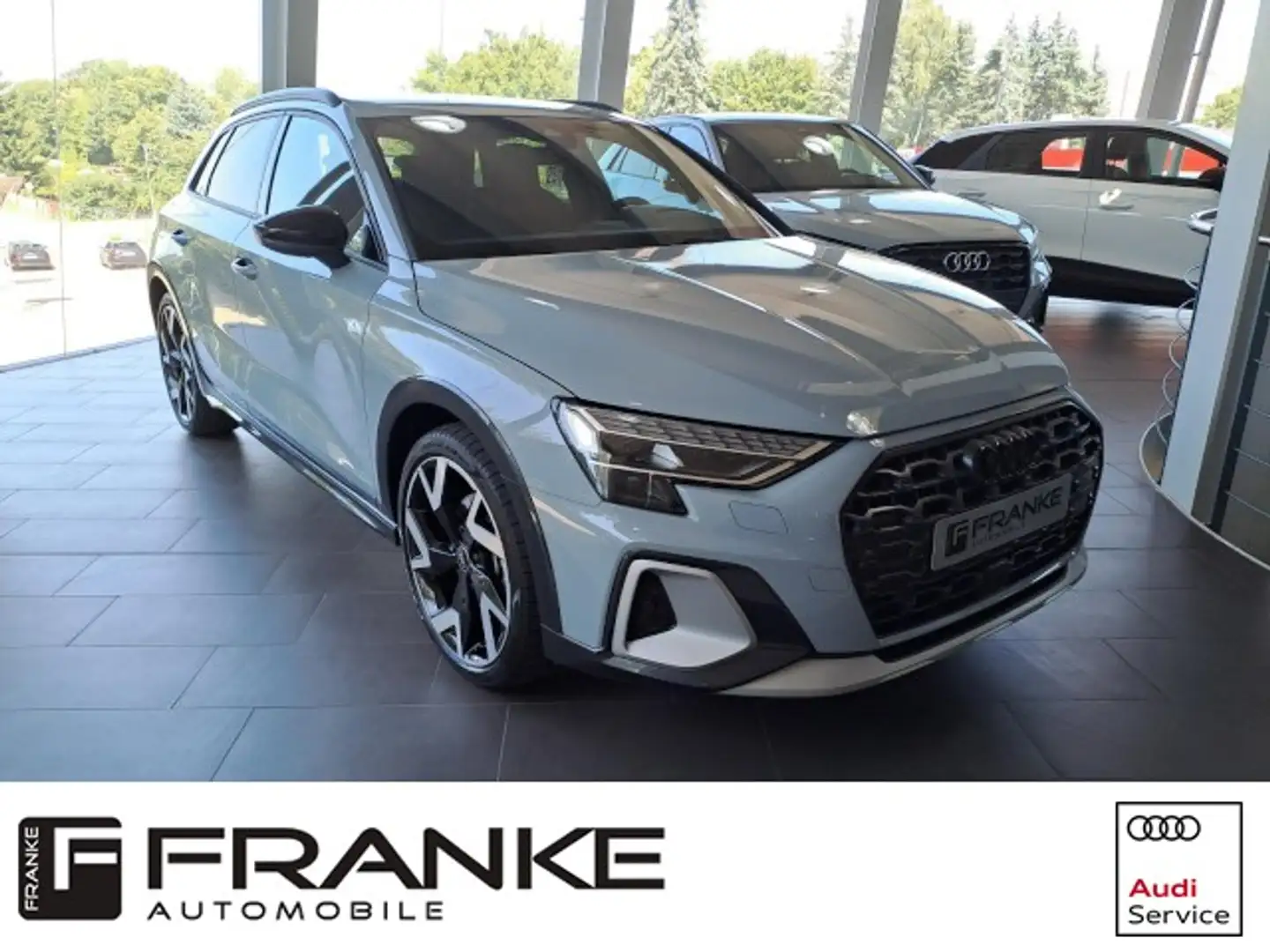 Audi A3 allstreet 35 TFSI S tronic NAVI*AHZV*LED Klima Grau - 1