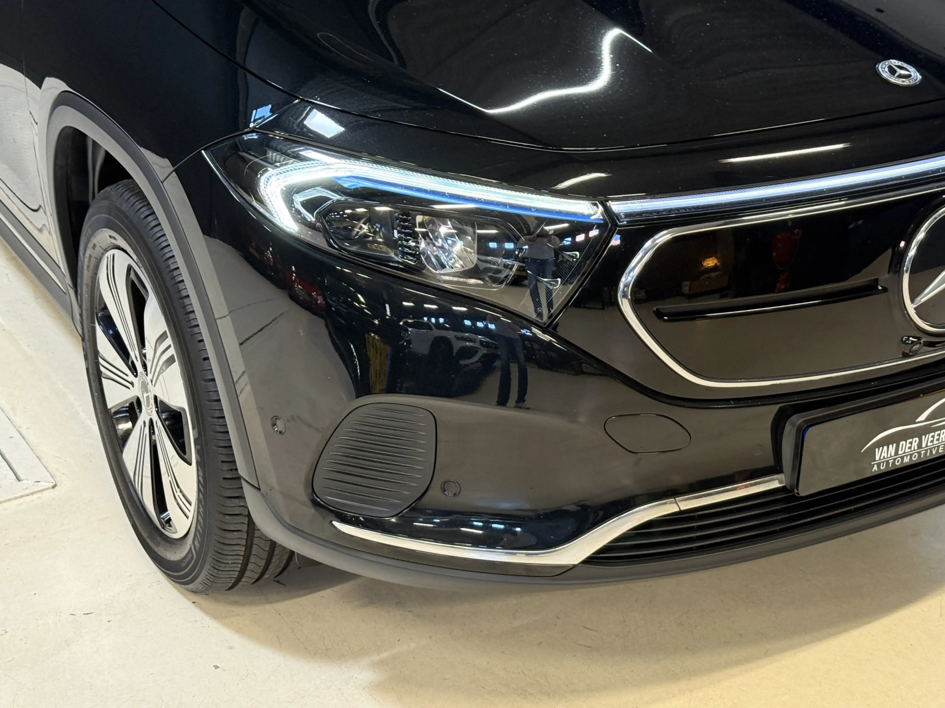 Mercedes-Benz EQA 250 Business Solution Luxury 67 kWh | Pano | 360 Camer — photo 36
