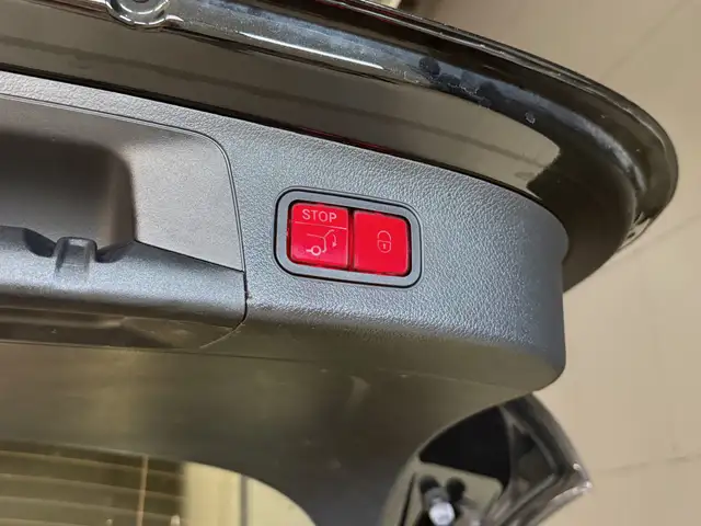 Mercedes-Benz Eqa view 10