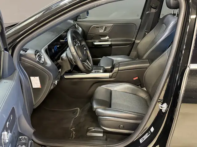 Mercedes-Benz Eqa view 7