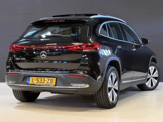 Mercedes-Benz Eqa view 13