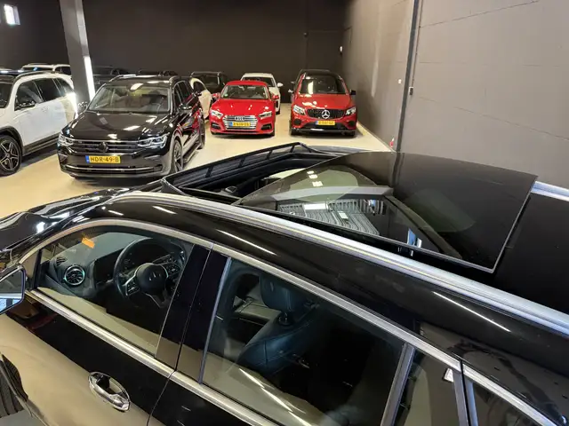 Mercedes-Benz Eqa view 4