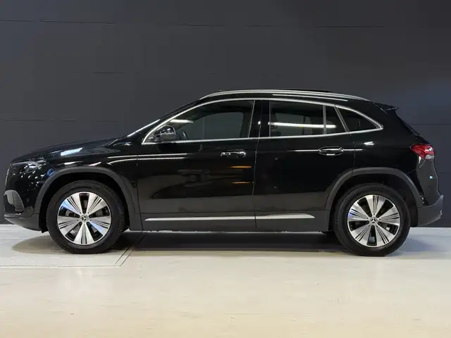 Mercedes-Benz Eqa view 3
