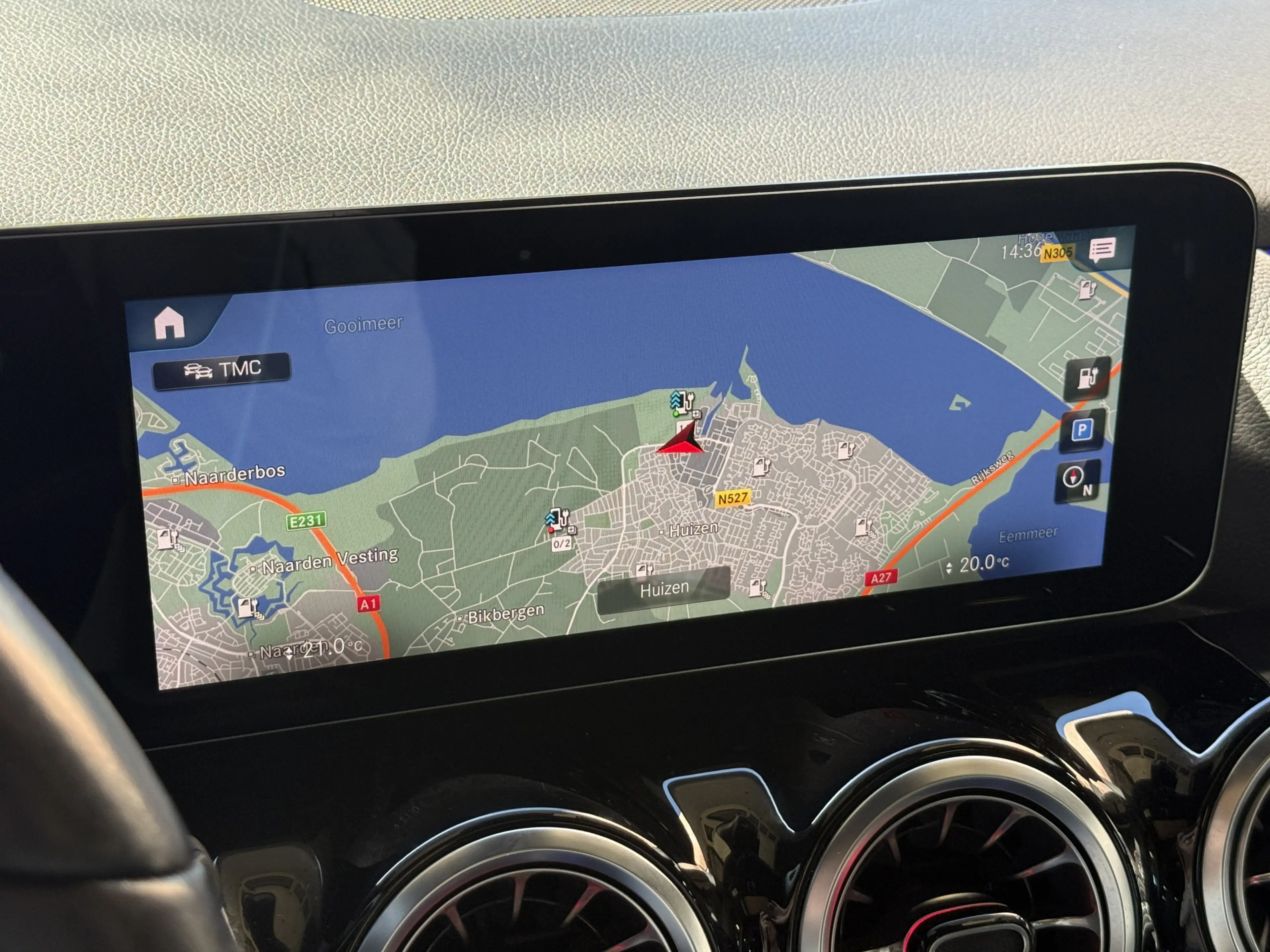 Mercedes-Benz EQA 250 Business Solution Luxury 67 kWh | Pano | 360 Camer — photo 30