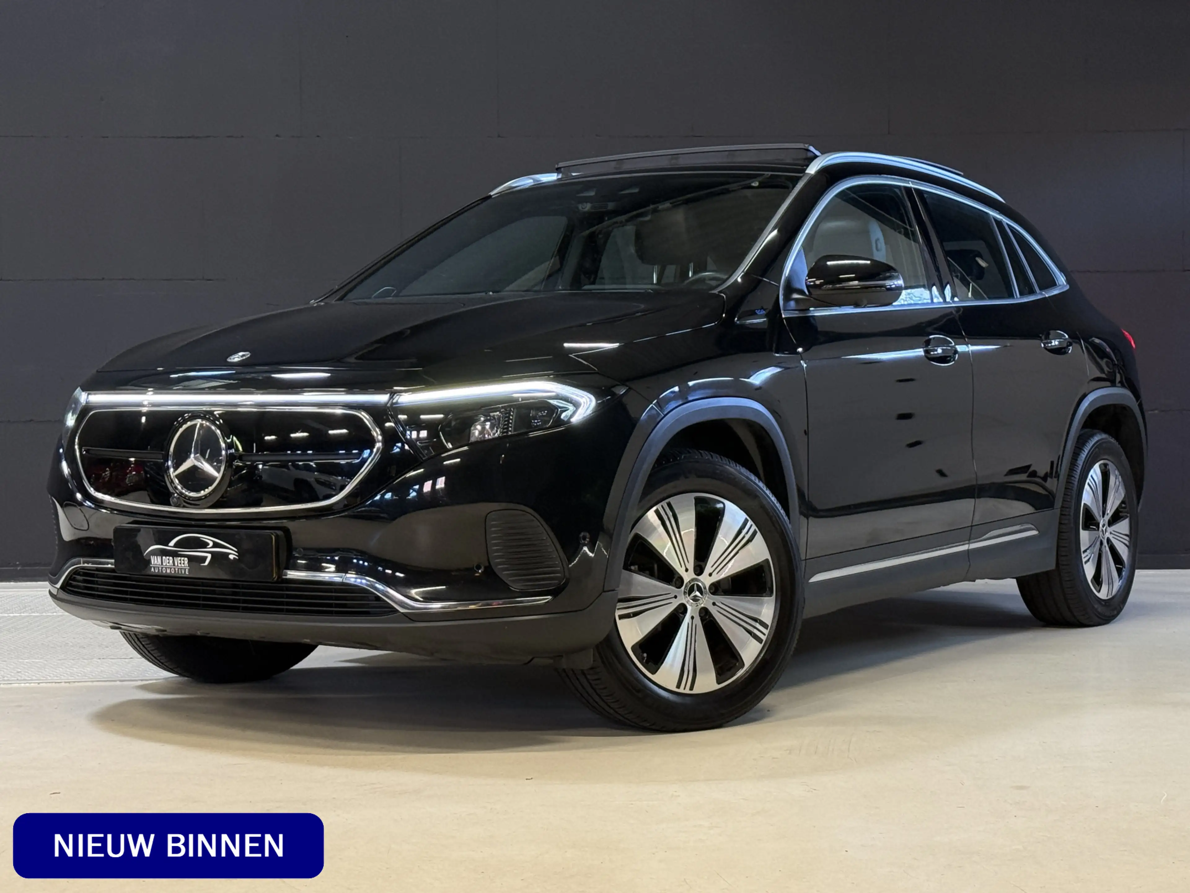 Mercedes-Benz EQA 250 Business Solution Luxury 67 kWh | Pano | 360 Camer