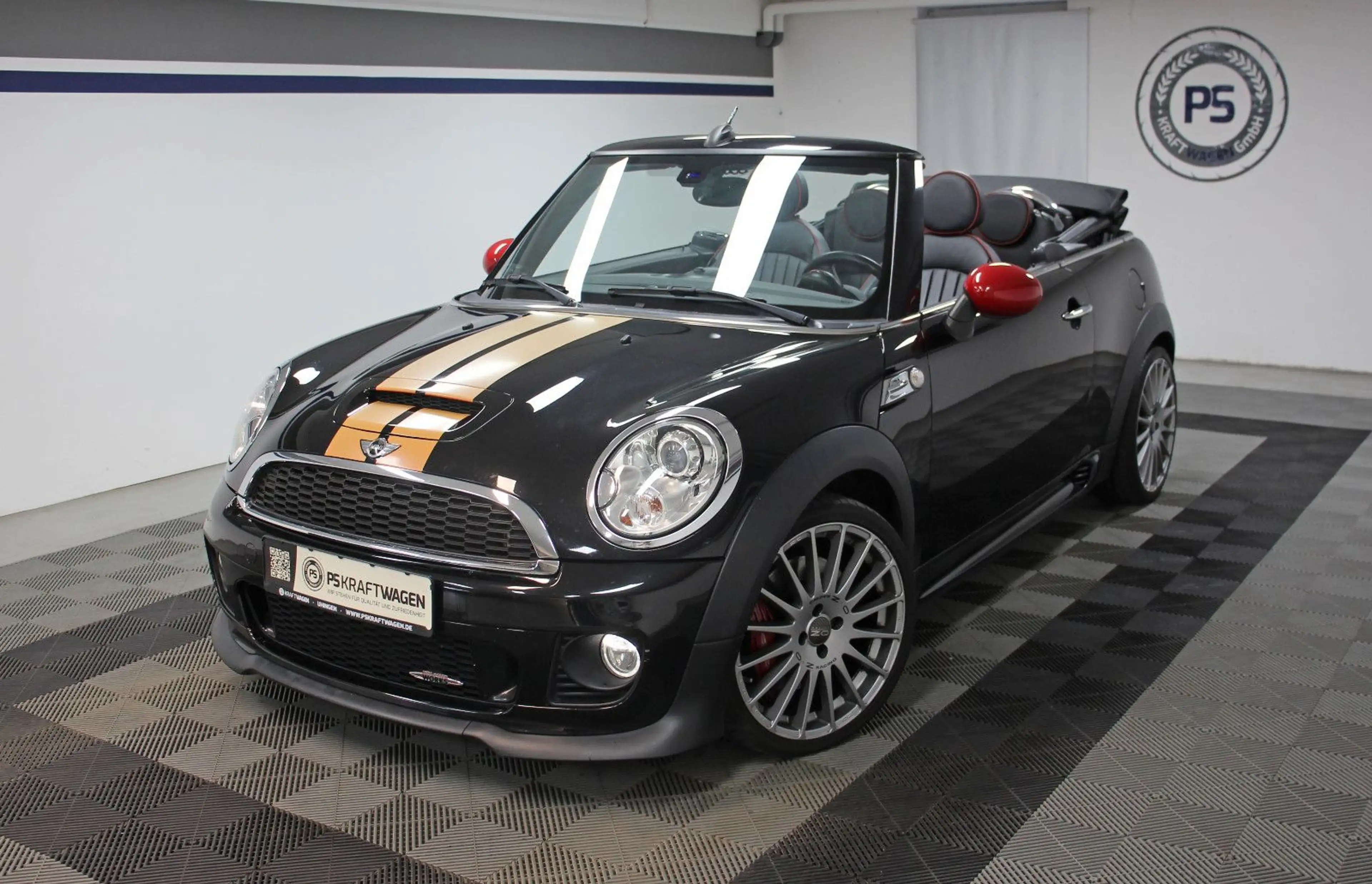 MINI John Cooper Works Cabrio *NAVI/H&K/BT/XENON/SHZ*