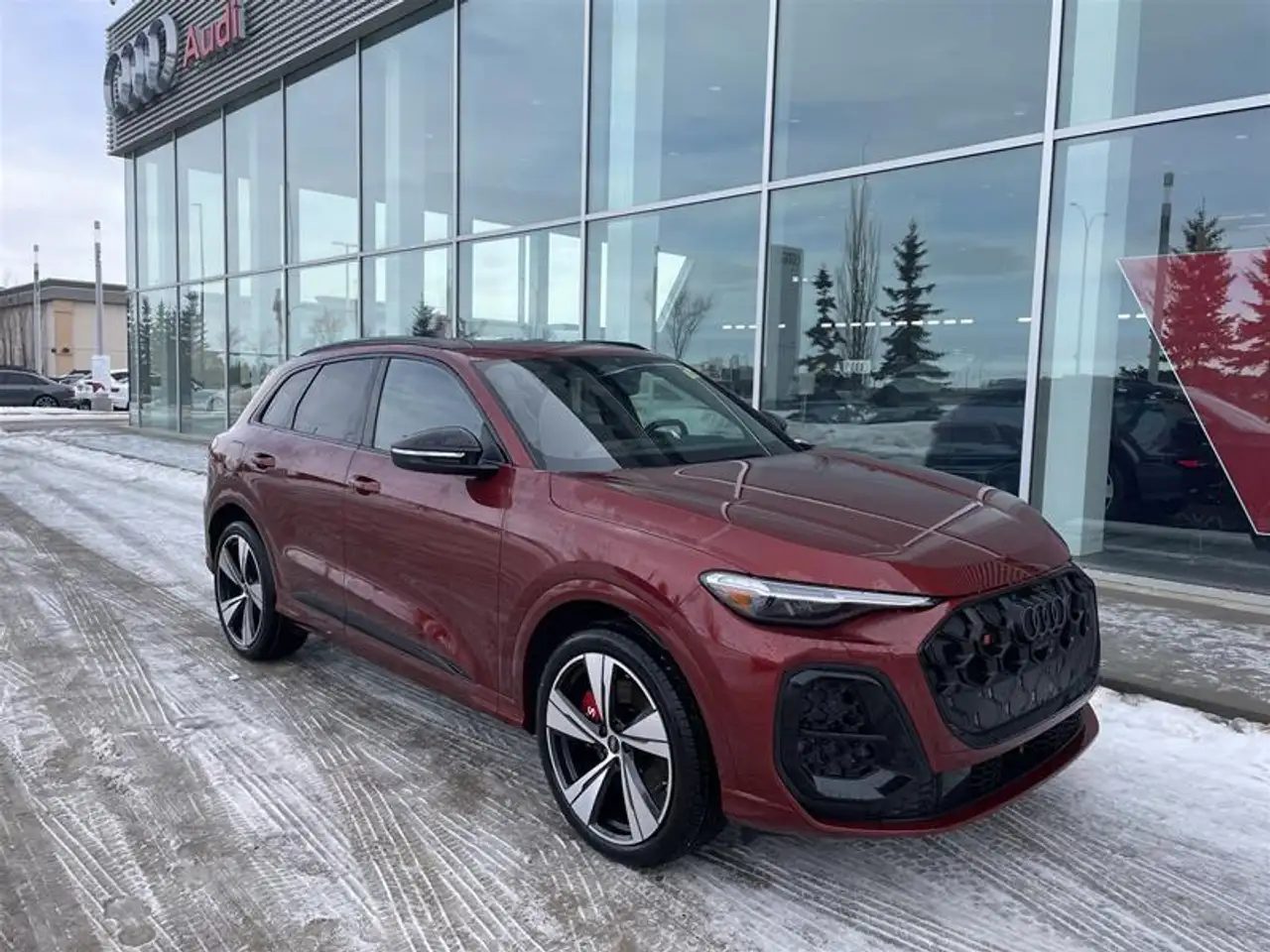 Audi SQ5 снимка Audi SQ5