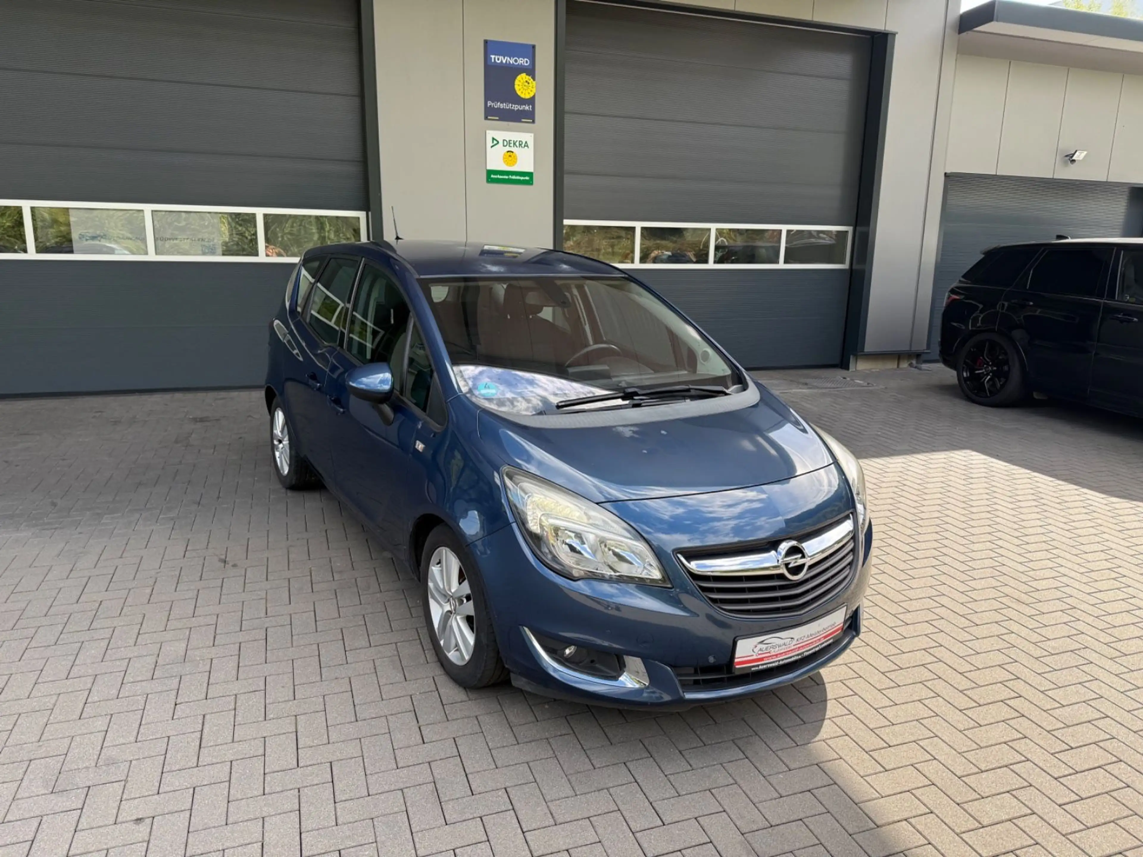 Opel Meriva B Style * Navi * Kamera * AHK * DAB * PDC — photo 4