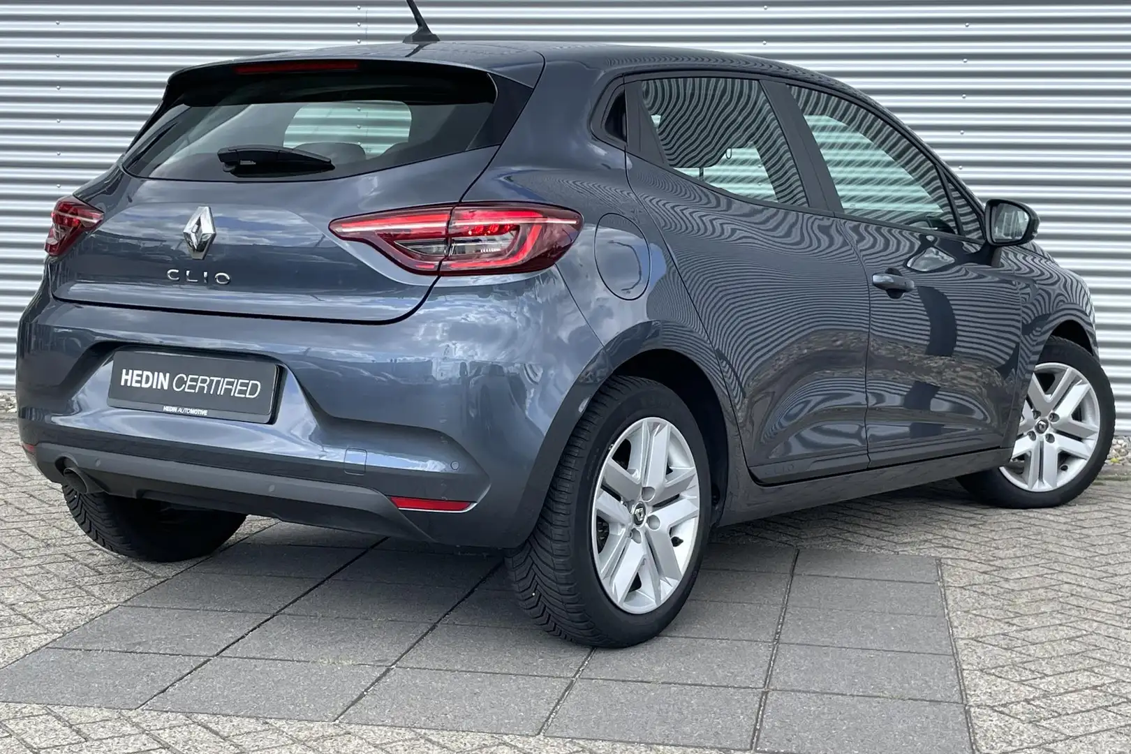Renault Clio 1.0 TCe Bi-Fuel Zen Grau - 2