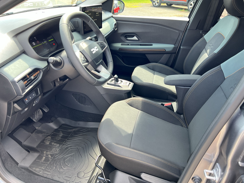 Dacia Jogger ECO-G 120 LPG automatik Extreme 5-S Winterpaket+RF — photo 5