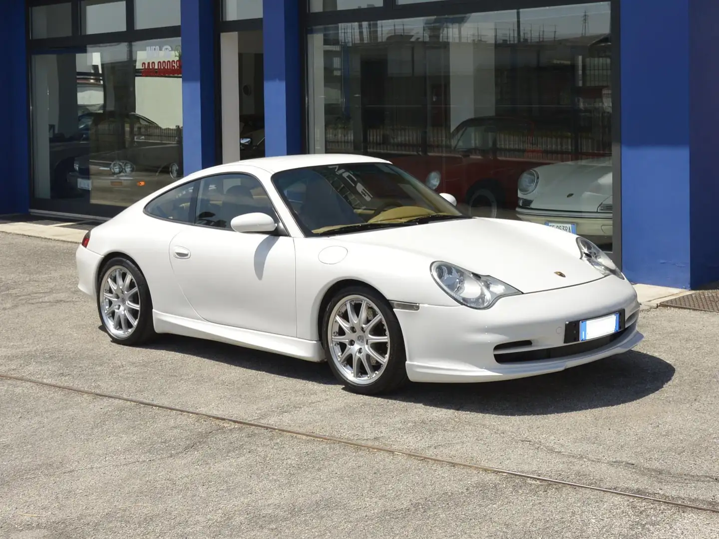 Porsche 996 CARRERA 2 MANUALE "UNIQUE" Blanc - 1