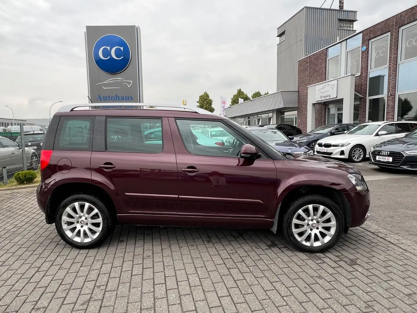 Skoda Yeti 1.4 TSI Ambition Navi Amundsen+Klima2Z+STHZ Rot - 1