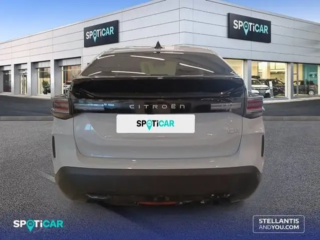 Citroen C4 view 7