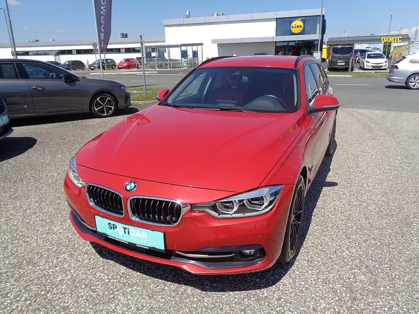 BMW 320 d xDrive Touring Sport Line Aut. *Topausstattung* Rot - 2