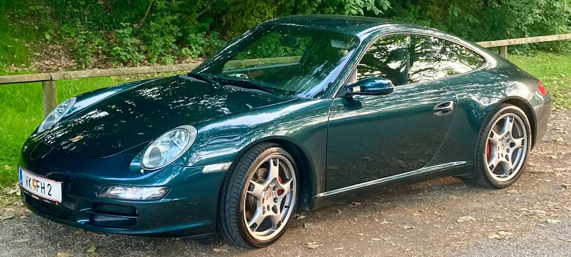 Porsche 911 997 Carrera S Grün - 1
