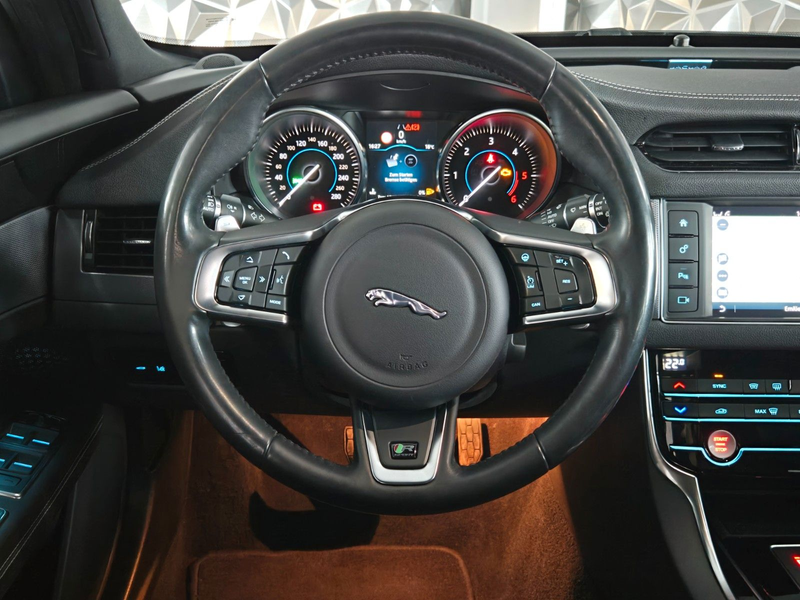 Jaguar XF Sportbrake R-Sport*SOUNDSYSTEM*PARKASISSTENT* — photo 15
