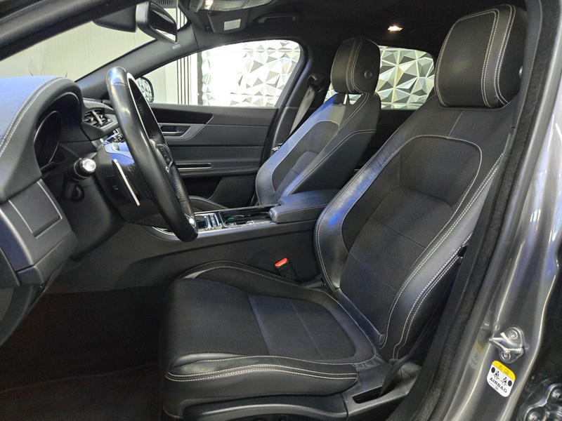 Jaguar XF Sportbrake R-Sport*SOUNDSYSTEM*PARKASISSTENT* — photo 9