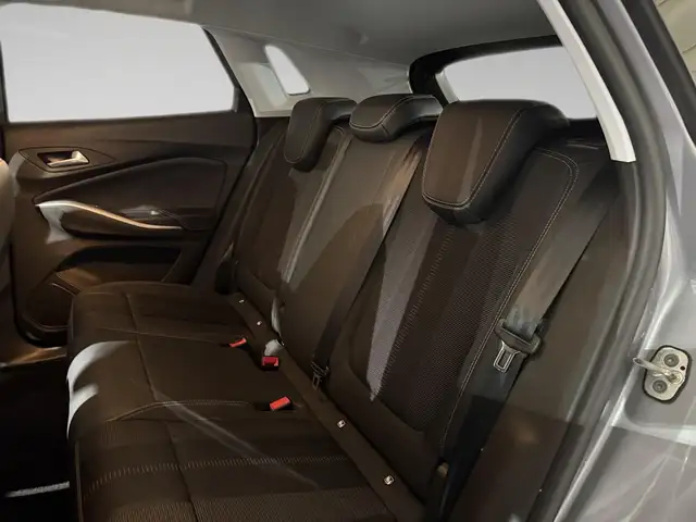 Opel Grandland X view 5