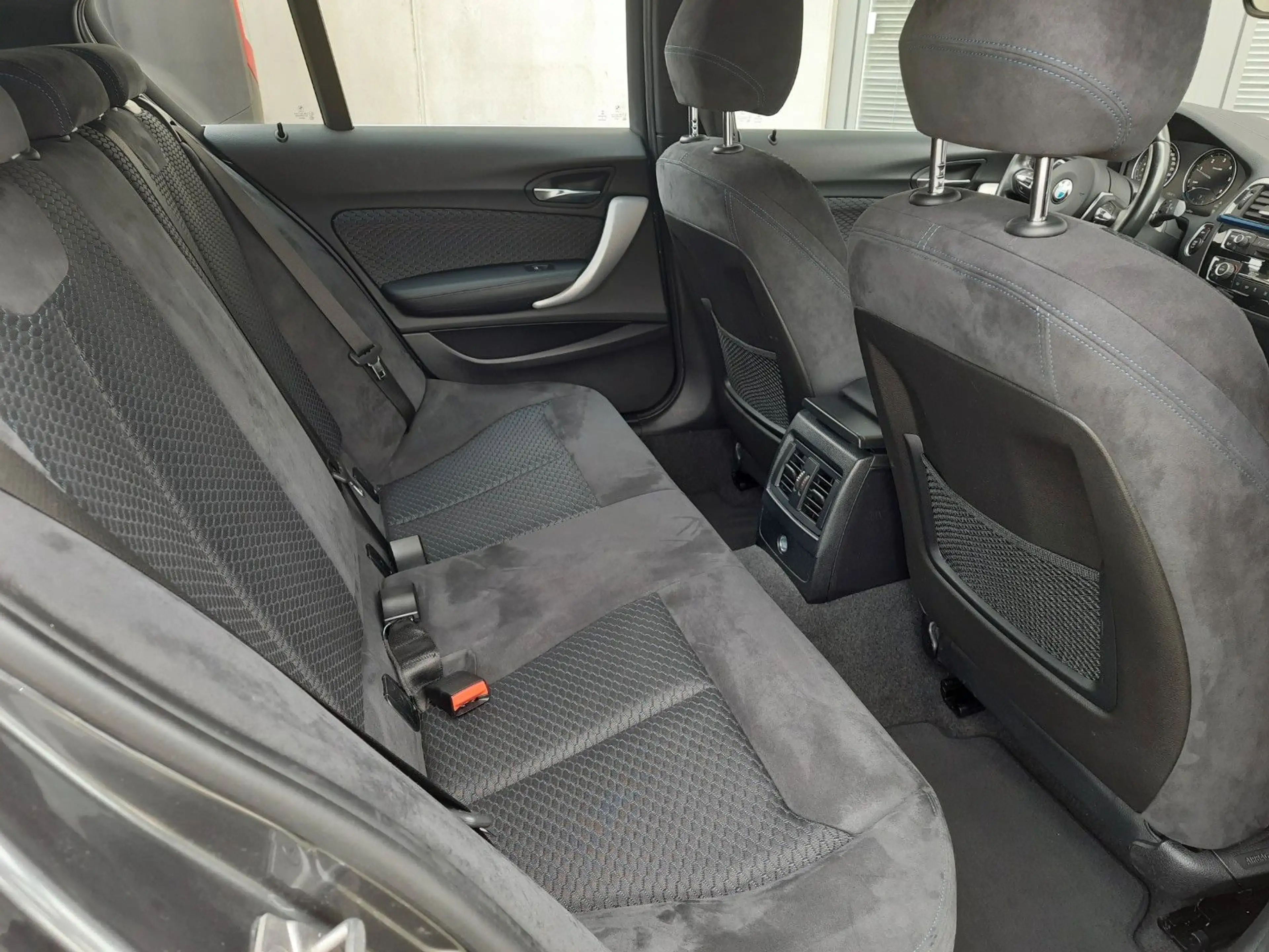 BMW 125 d Limo/3xM-Sport/LED/Kam/ — photo 14