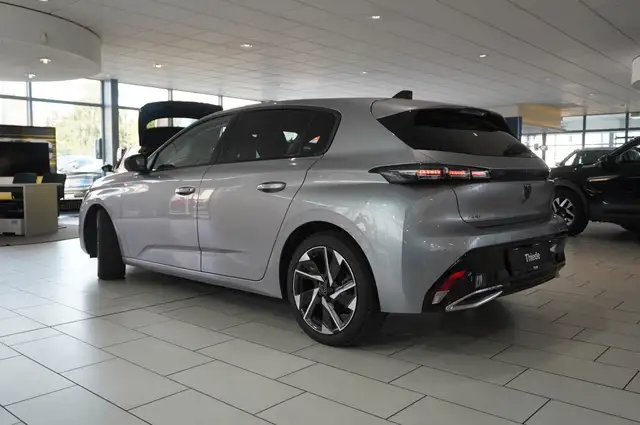 Peugeot 308 view 12