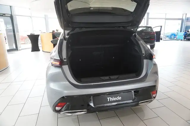 Peugeot 308 view 13