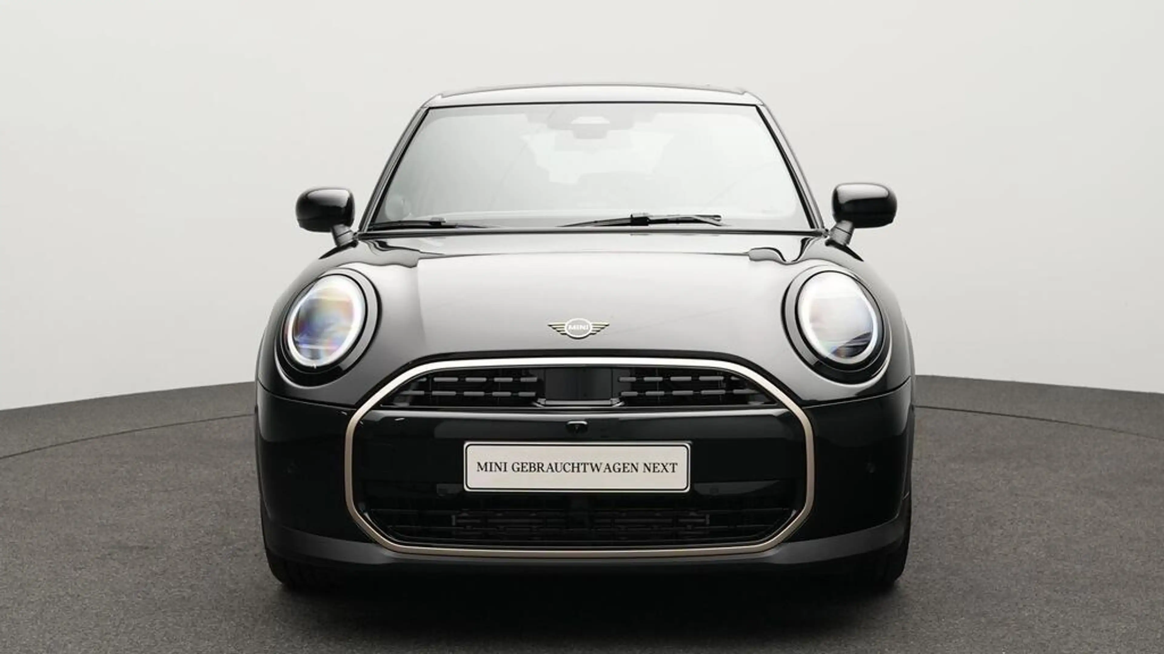 MINI Cooper C Favoured Trim — photo 15